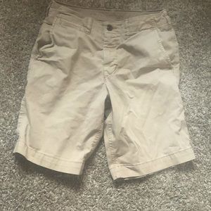 American Eagle Men’s shorts